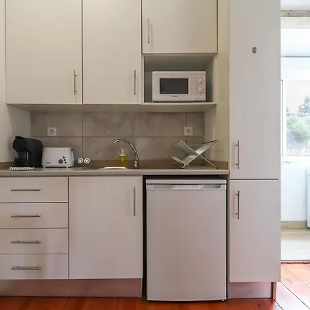 Portucale ! Stylish Campo Ourique Appartement