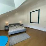 Portucale ! Stylish Campo Ourique Апартаменти *