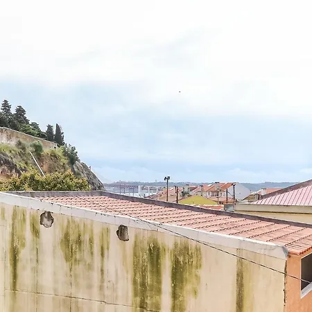 Portucale ! Stylish Campo Ourique * Lisbona