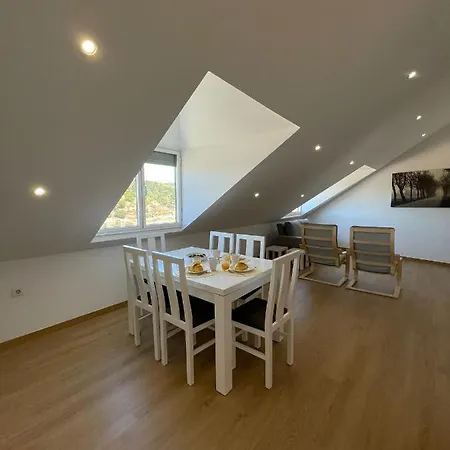 Portucale ! Stylish Campo Ourique Lisbon