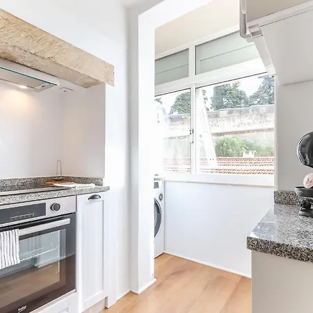 Portucale ! Stylish Campo Ourique Lisbon