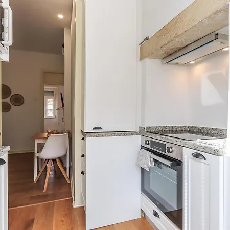 Apartment Portucale ! Stylish Campo Ourique
