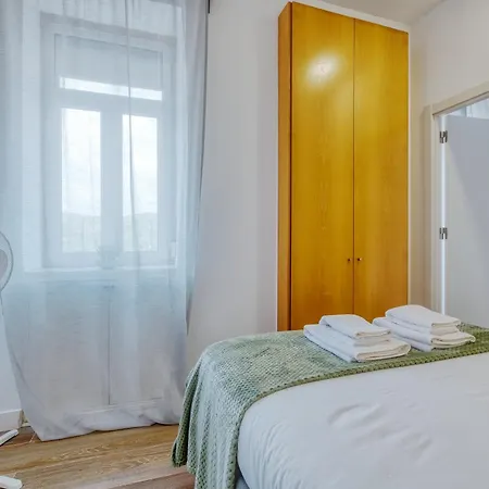 Portucale ! Stylish Campo Ourique Διαμέρισμα Lisboa