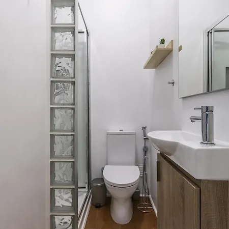 Portucale ! Stylish Campo Ourique Apartamento