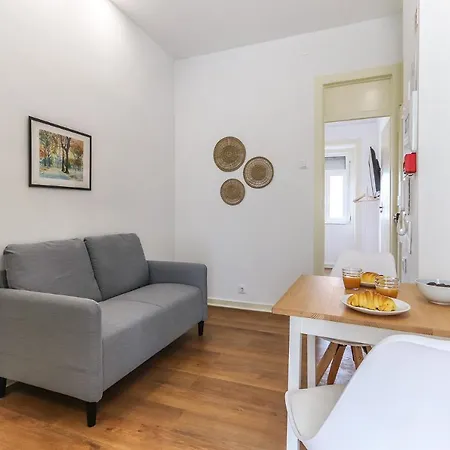 Portucale ! Stylish Campo Ourique * Lisboa